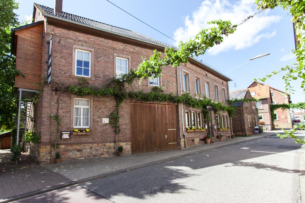Gasthaus Zur Linde Braunweiler Bagian luar foto